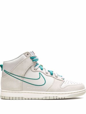 Nike Dunk High SE "First Use - Green Noise" sneakers - Neutrals