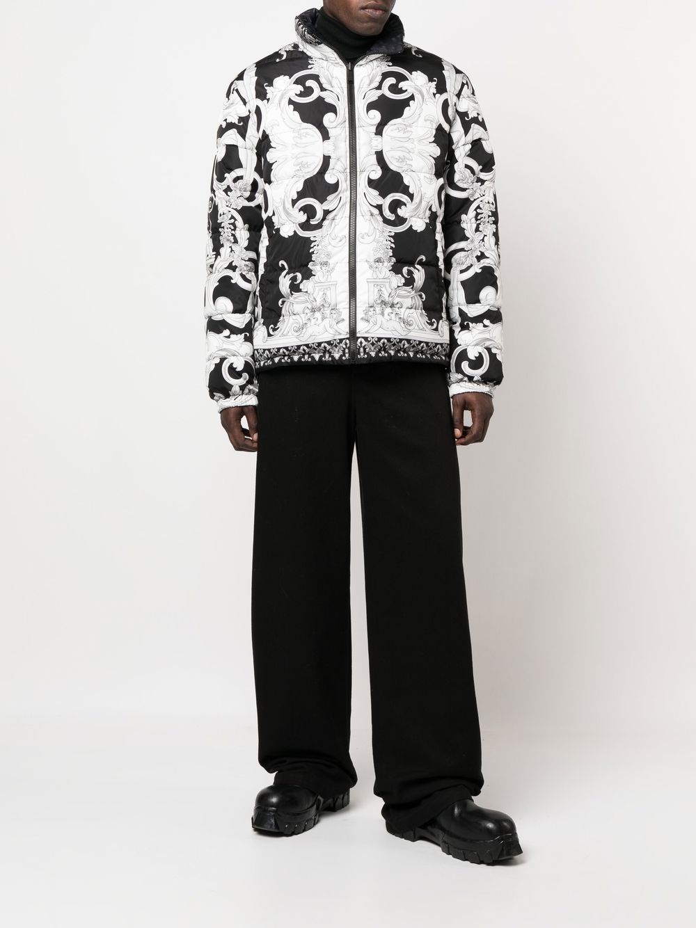 Versace brocade-print reversible padded jacket - Black