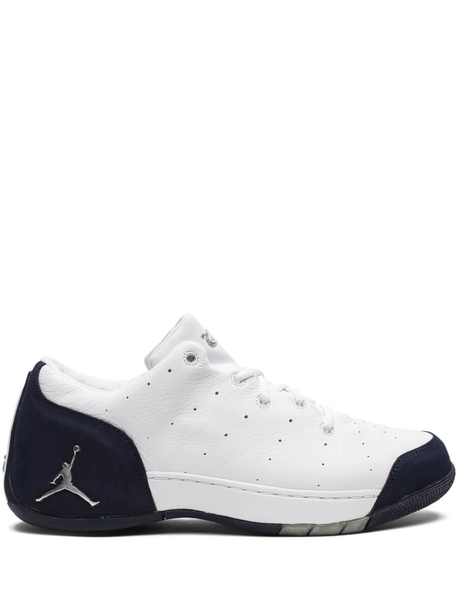 Jordan Jordan Carmelo 1.5 Low "White/Metallic Silver/Obsidian" sneakers