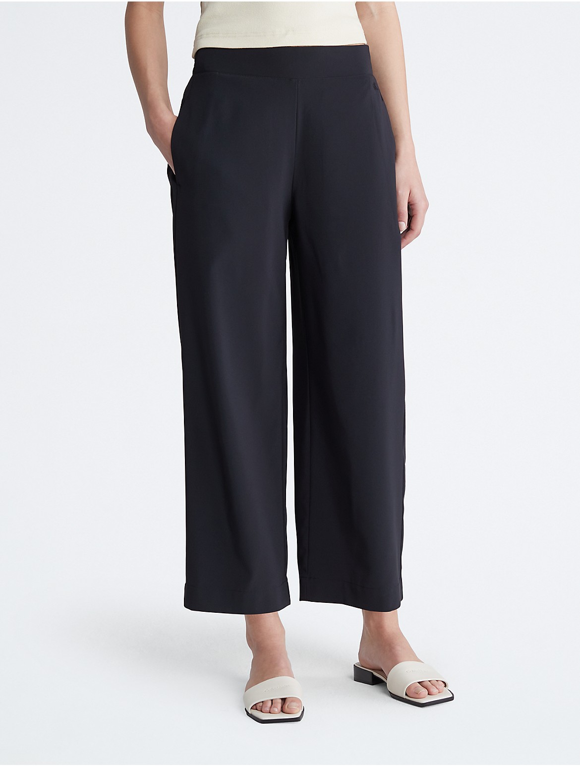 Calvin Klein Women's Modern Commute Wide Leg Cropped Pants - Black - S
